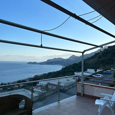 Casa Vacanze “tropicana” *